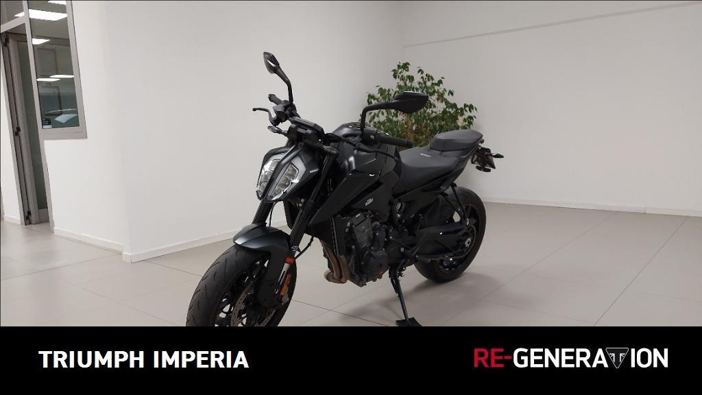 KTM 890 Duke 