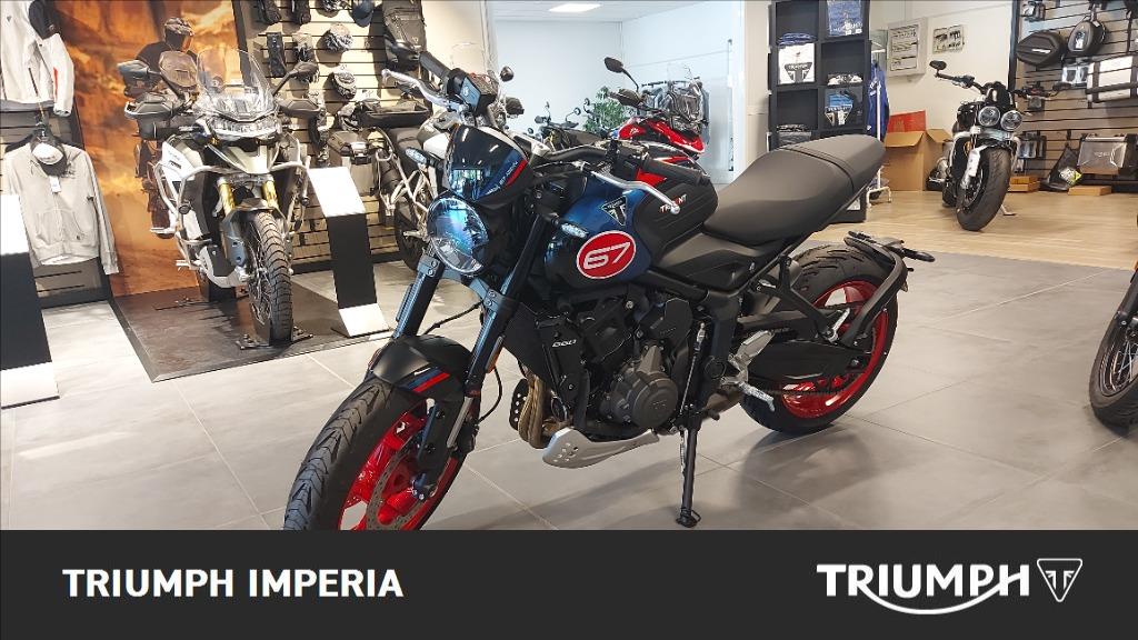 TRIUMPH Trident 660 Triple Tribute Abs